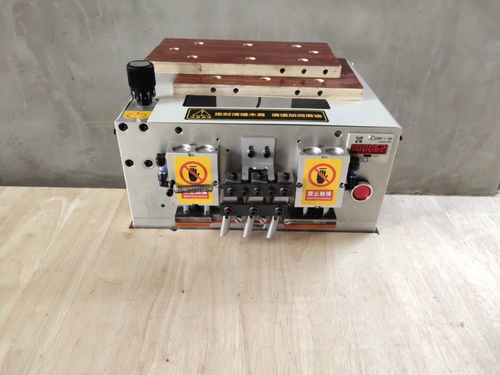 隱形連接件數(shù)控開(kāi)槽打孔一體機(jī) 無(wú)釘眼櫥柜銑槽 木工三合一側(cè)孔機(jī)