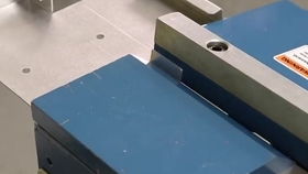 成都自動鉆孔機 全自動鉆孔設備 自動激光打標 智高自動化