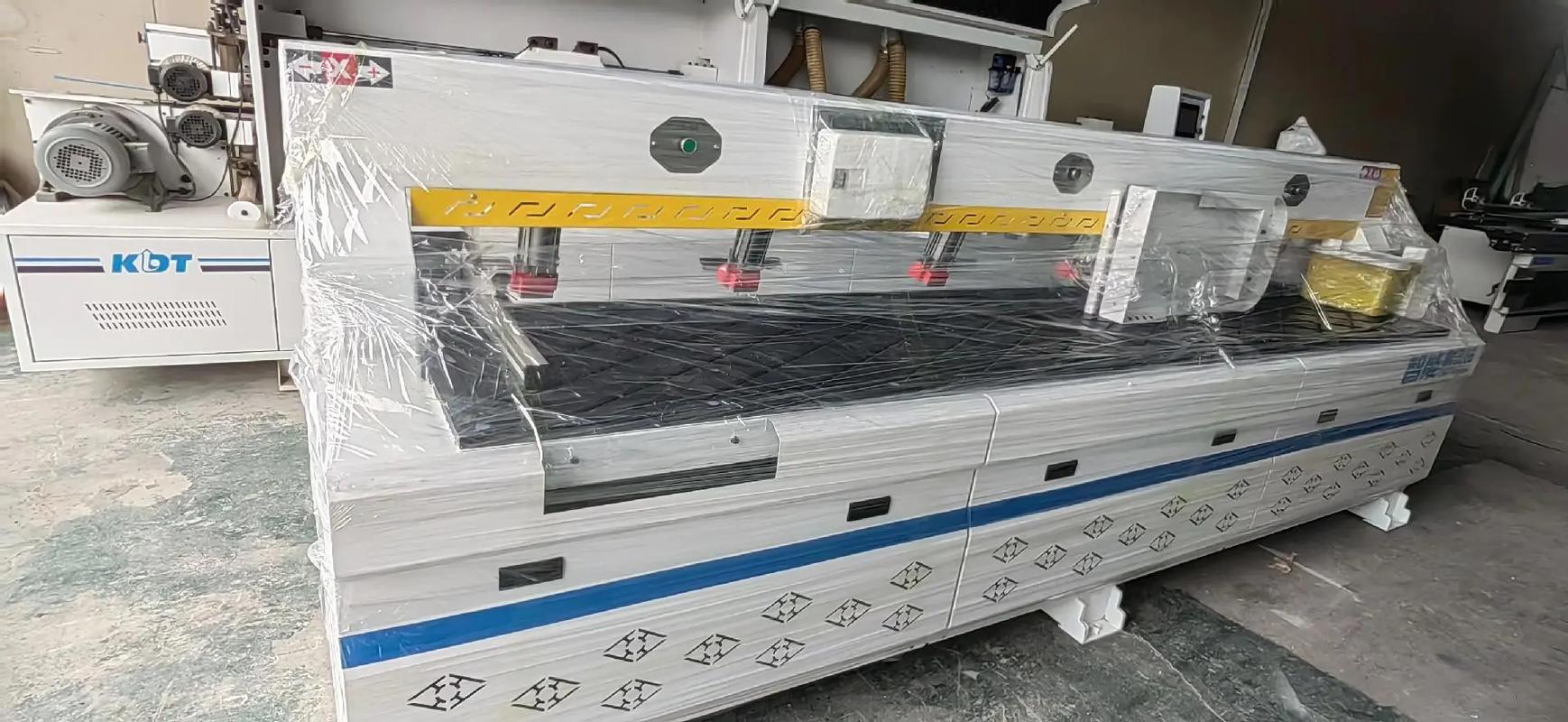 全新高配49尺激光側孔機 邦納激光頭，展廳現貨速覽